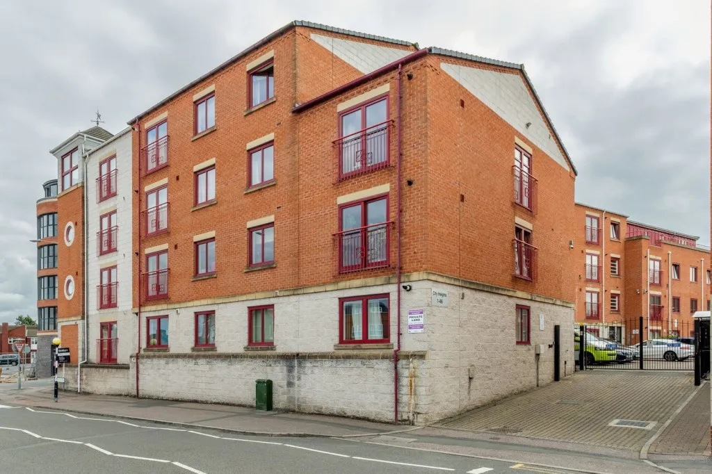2 bed flat for sale, City Heights, Loughborough, LE11