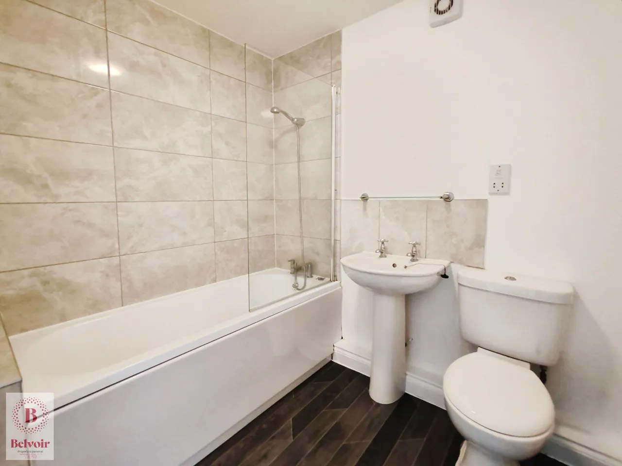 Lincoln Court, Padiham, BB12, photo 7