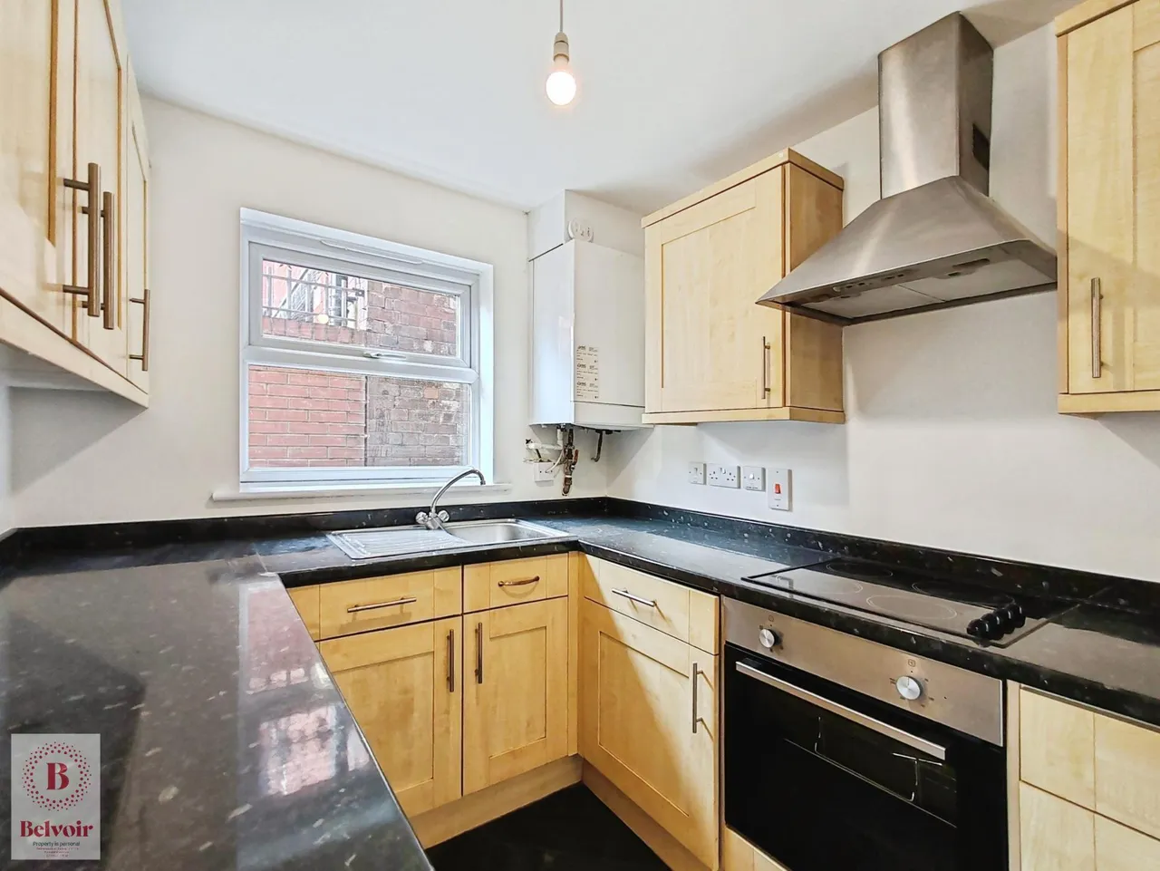 Lincoln Court, Padiham, BB12, photo 4