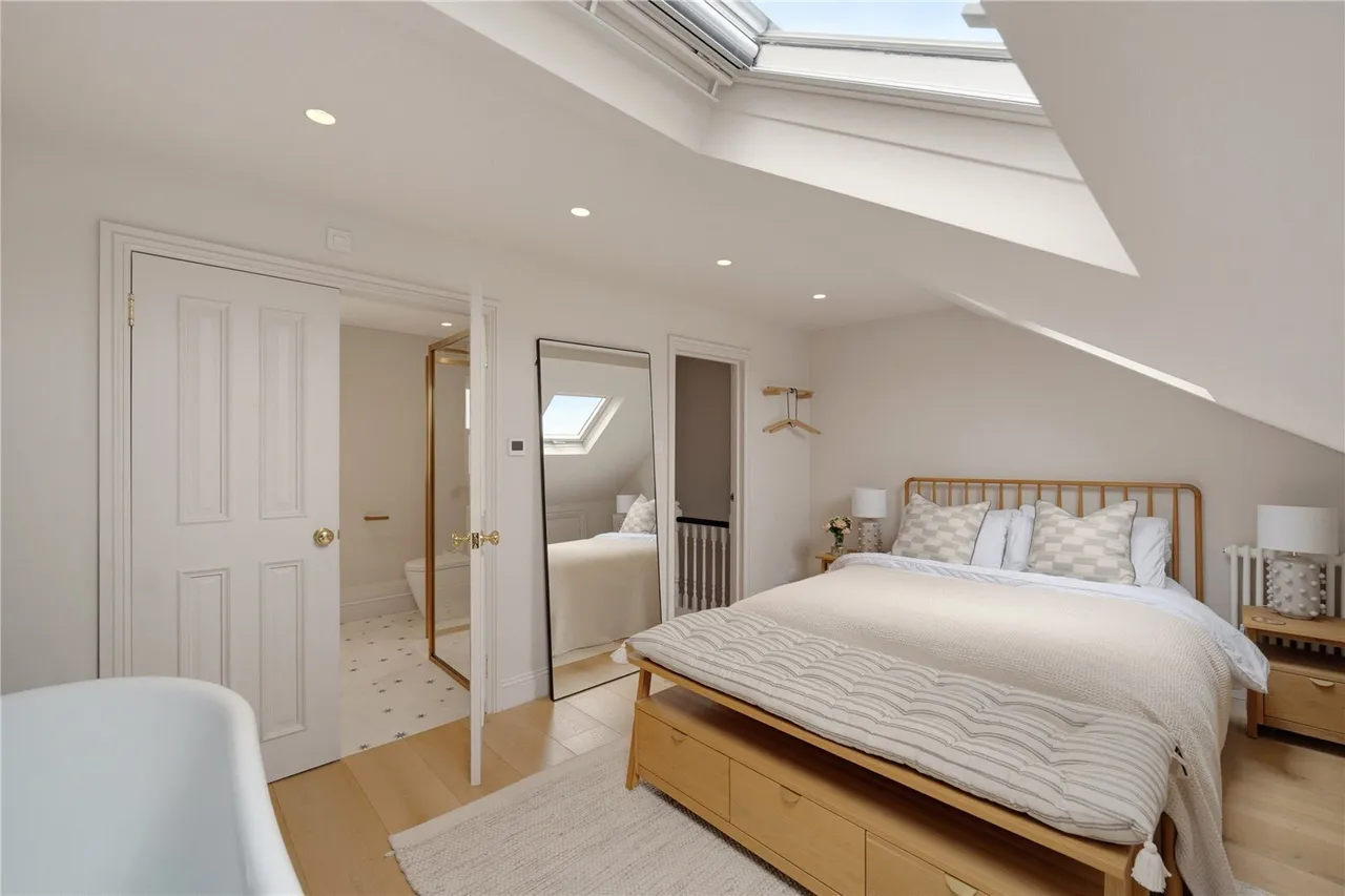 Grandison Road, London, SW11, photo 13