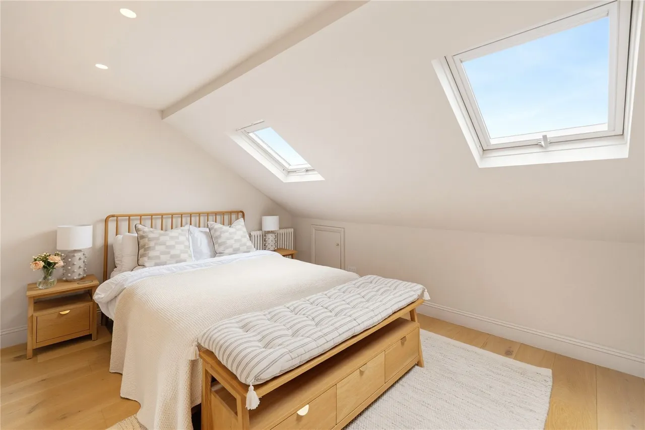 Grandison Road, London, SW11, photo 12