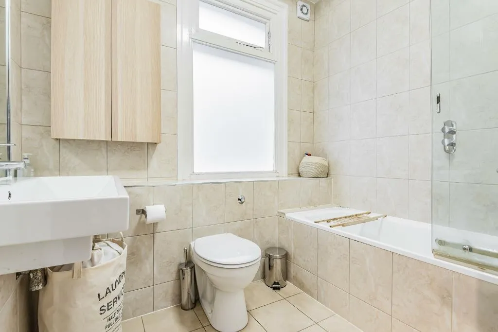Clovelly Road, London, W4, photo 7