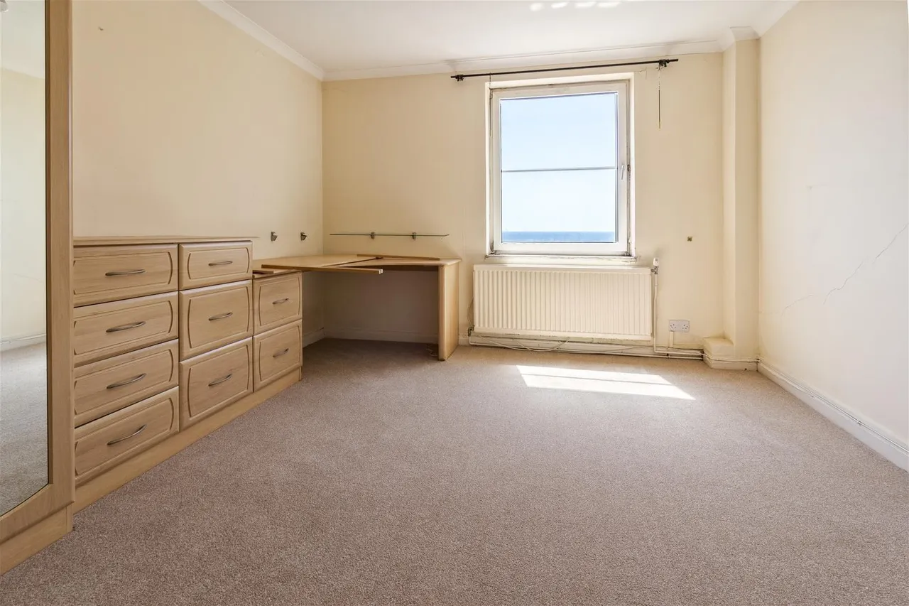 West Parade, Worthing, photo 13