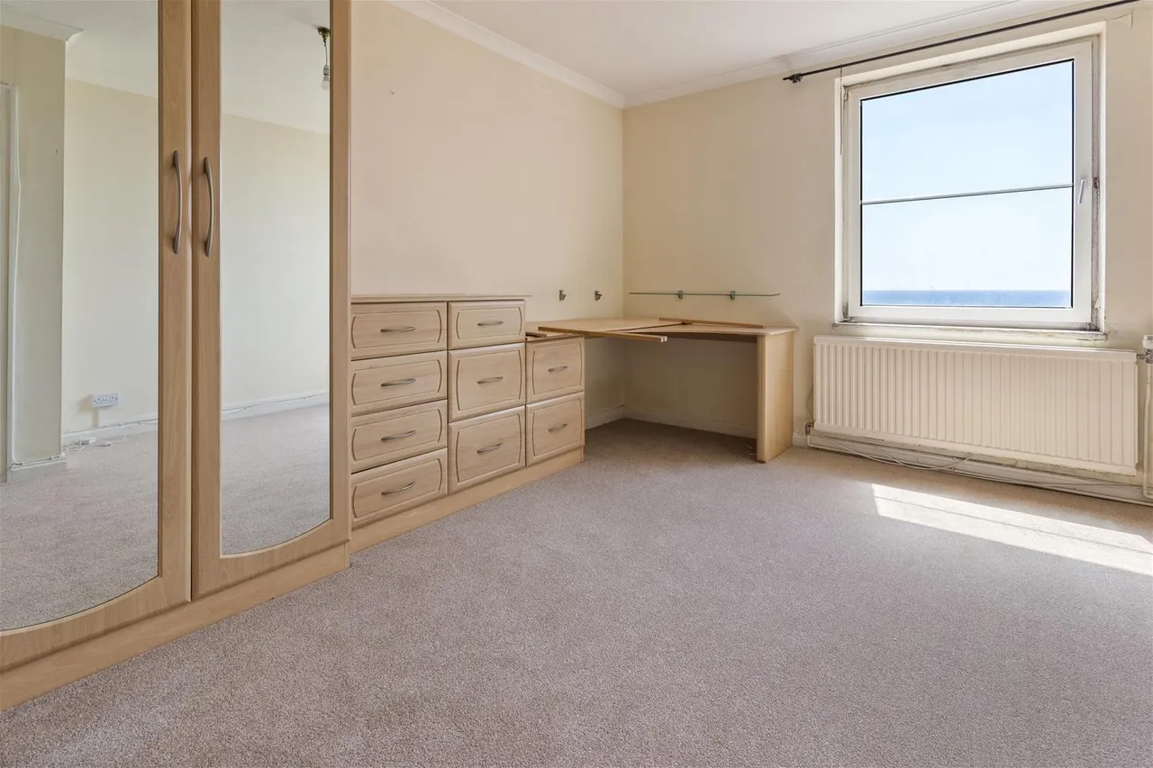West Parade, Worthing, photo 12