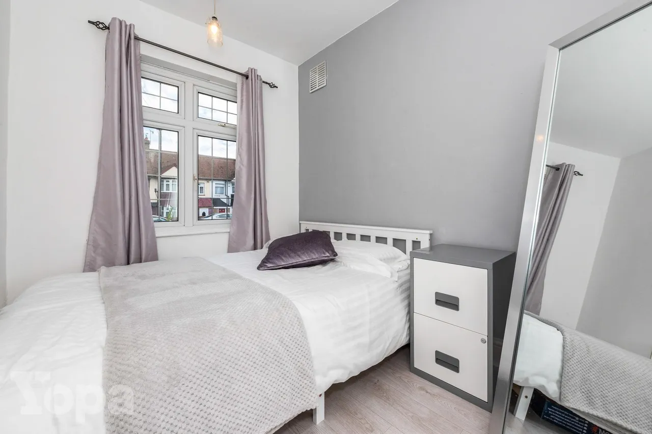 Old Road East, Gravesend, DA12, photo 11