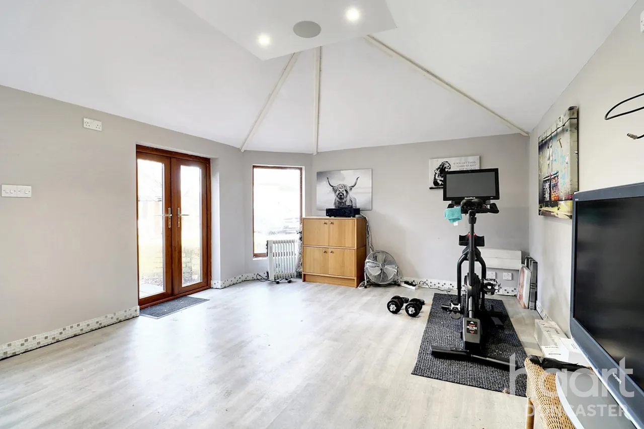 Top Road, Barnby Dunn, DN3, photo 32