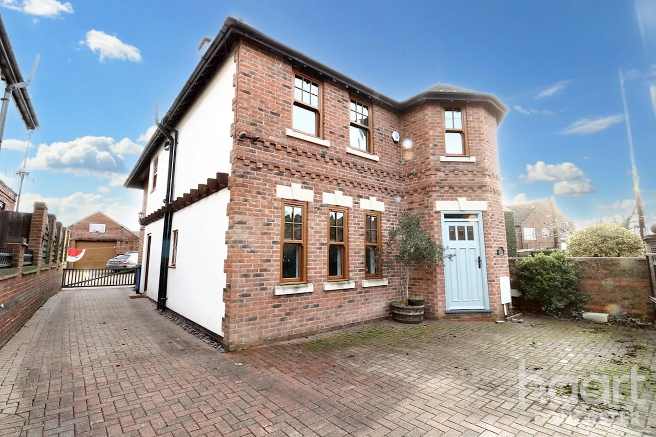 5 bed house for sale, Top Road, Barnby Dunn, DN3