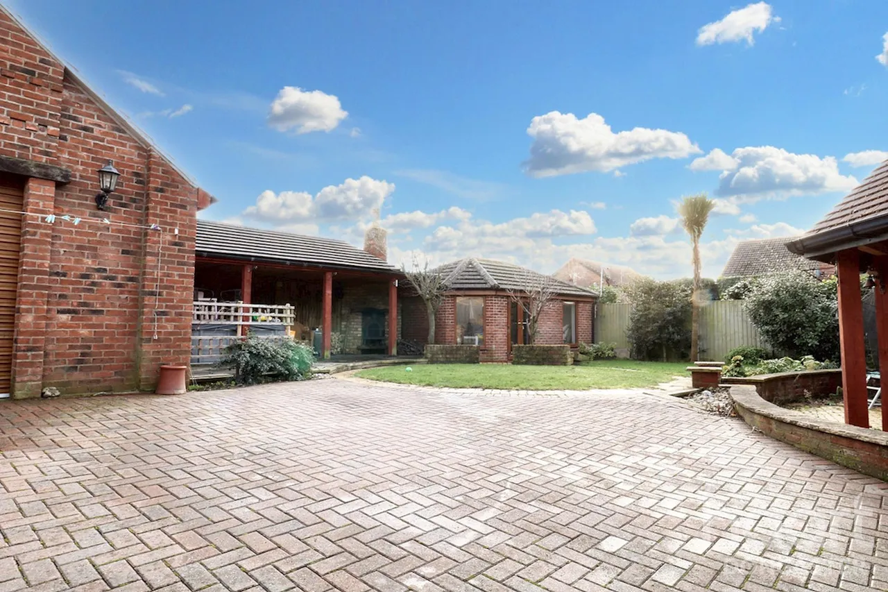 Top Road, Barnby Dunn, DN3, photo 35