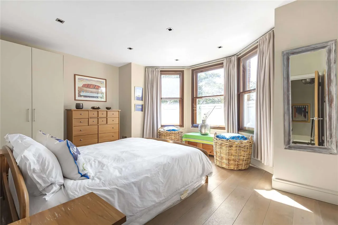 Mortlake Road, Richmond, TW9 3JQ, photo 8