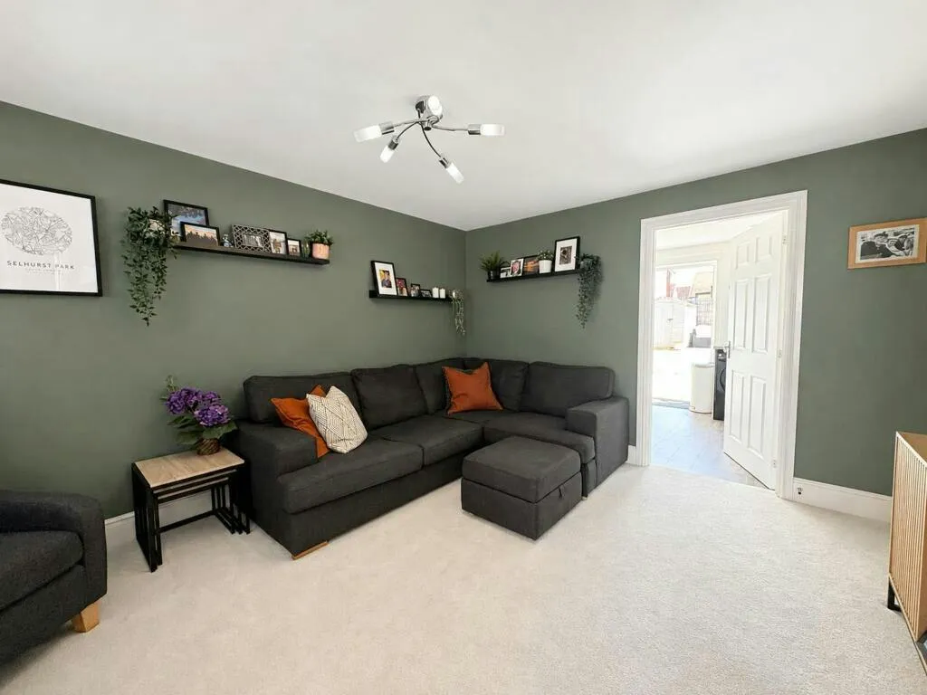 Harmony Road, Horley, RH6, photo 6