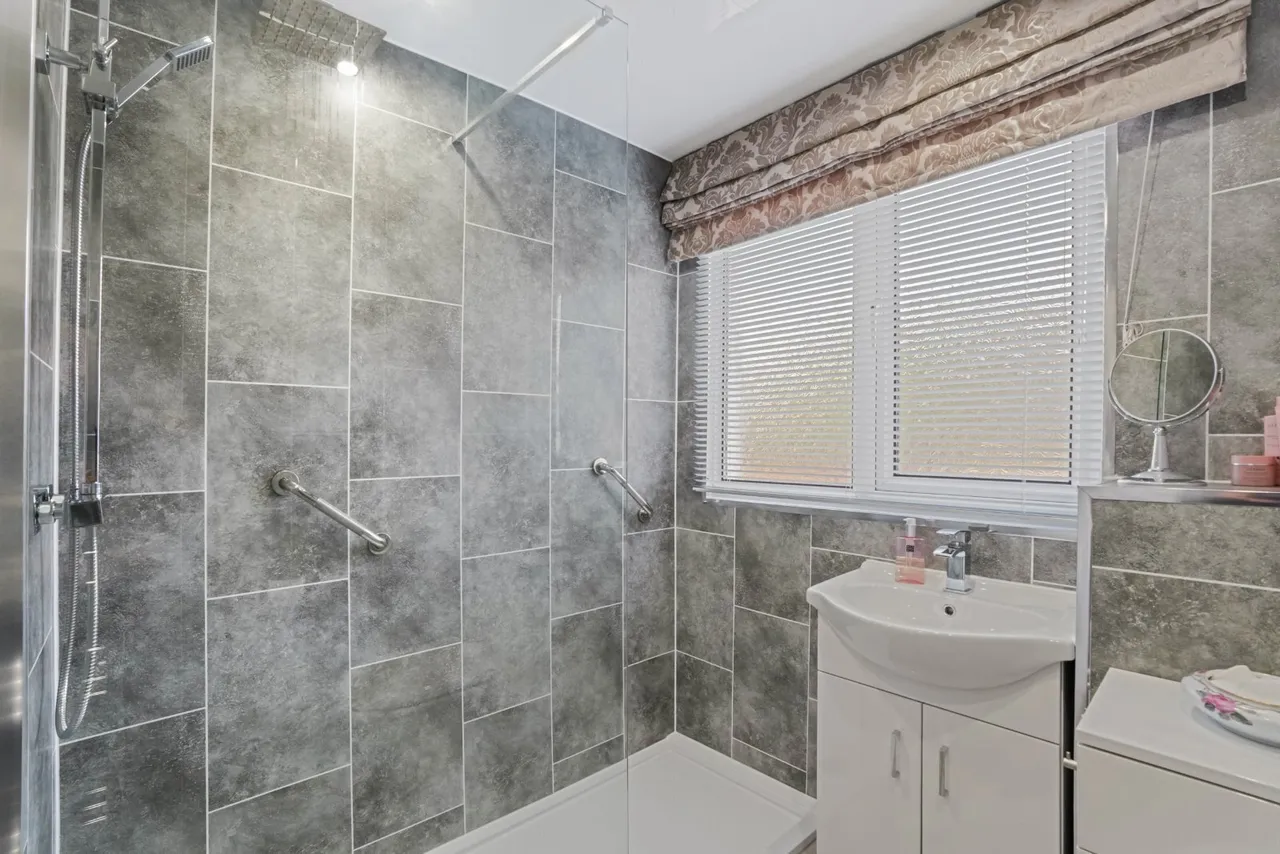 Newton Road, Bishopton, PA7, photo 18