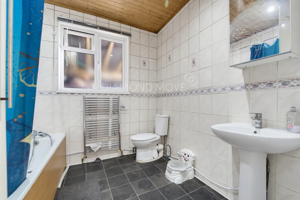 Cromwell Road, Hounslow, TW3 3QQ, photo 27