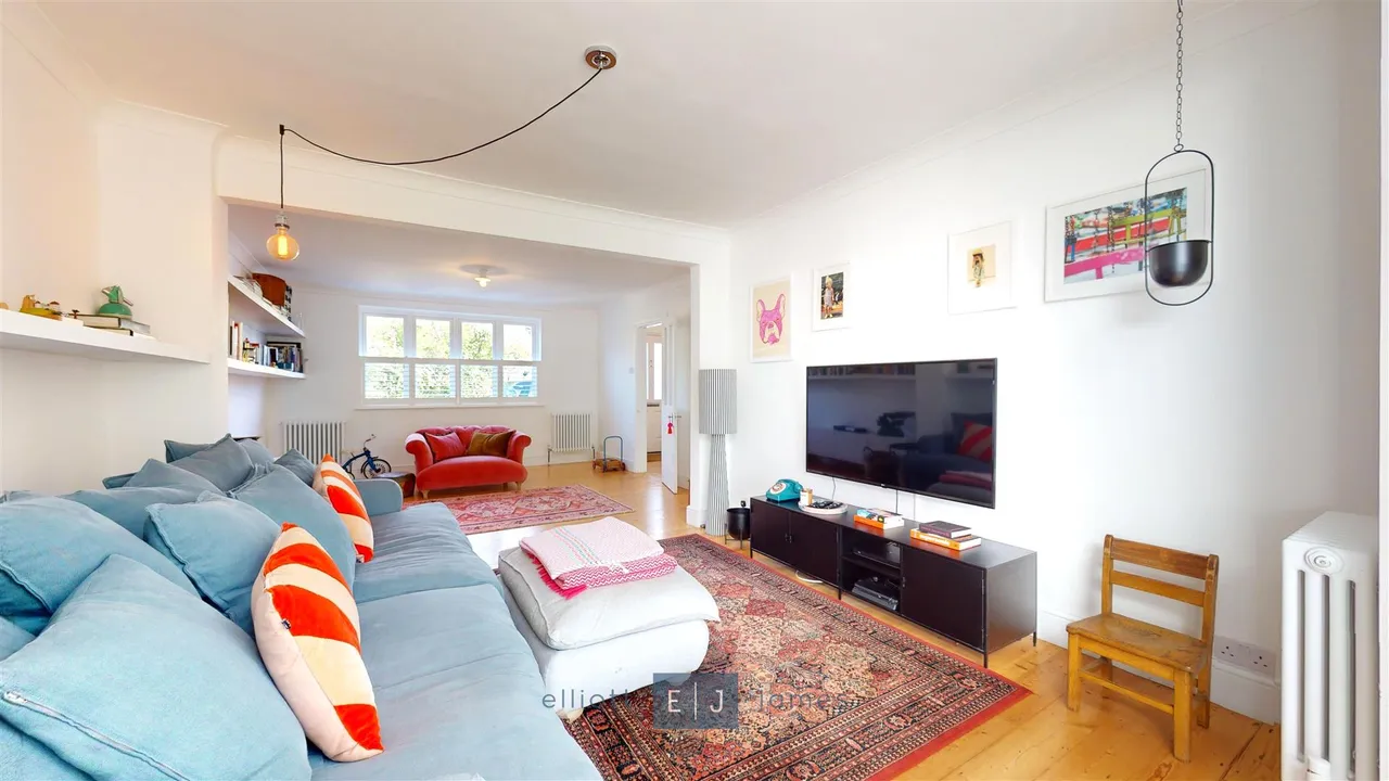 Lower Park Road, Loughton, photo 5