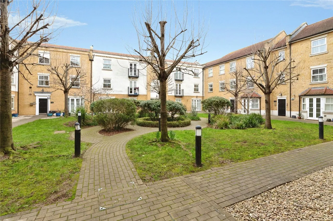 Audley Court, 1 Forge Way, Southend-On-Sea, Essex, SS1, photo 4