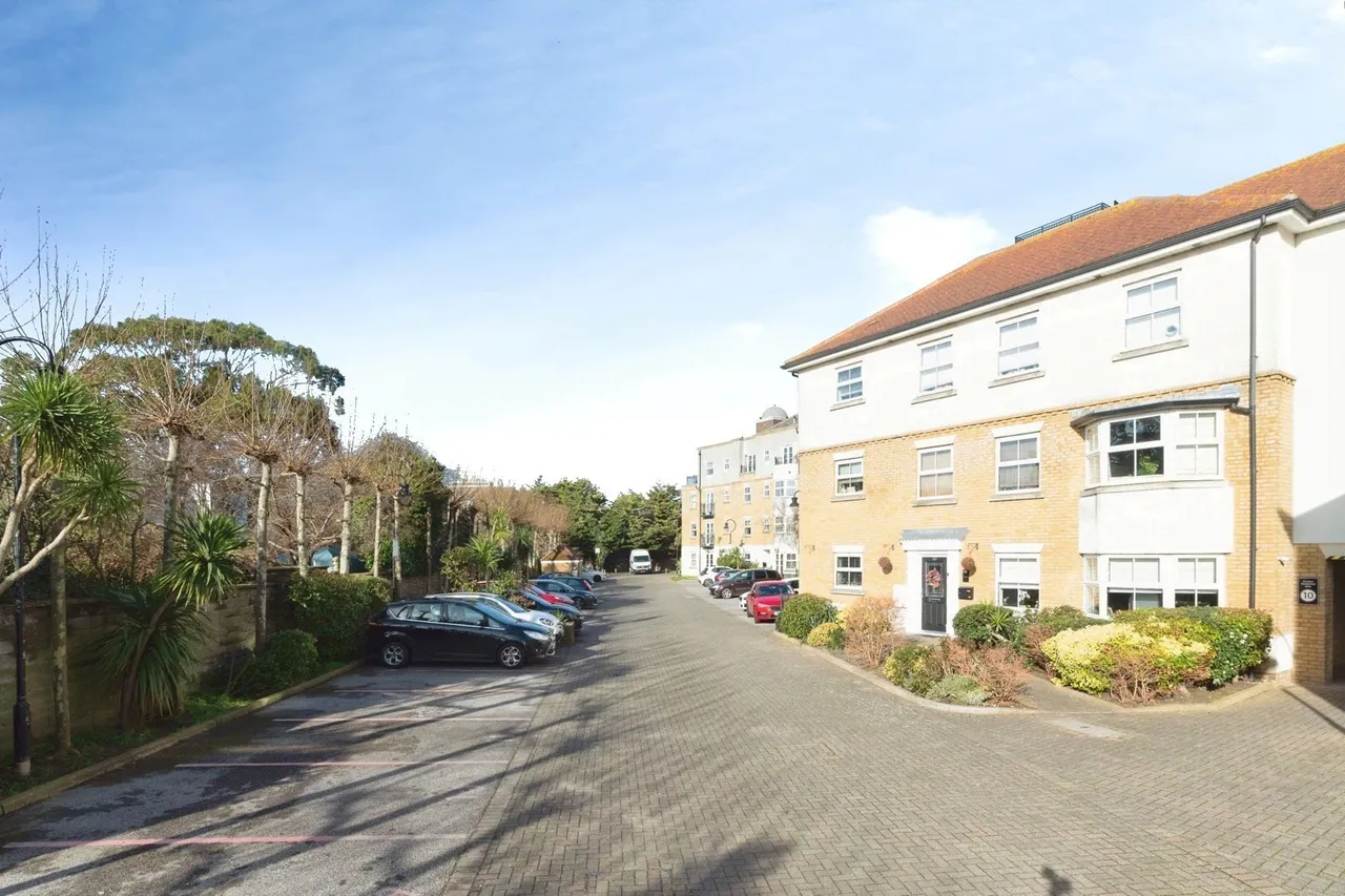 Audley Court, 1 Forge Way, Southend-On-Sea, Essex, SS1, photo 23