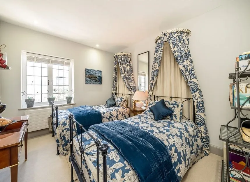 Campden Hill Square, Kensington, W8, photo 9