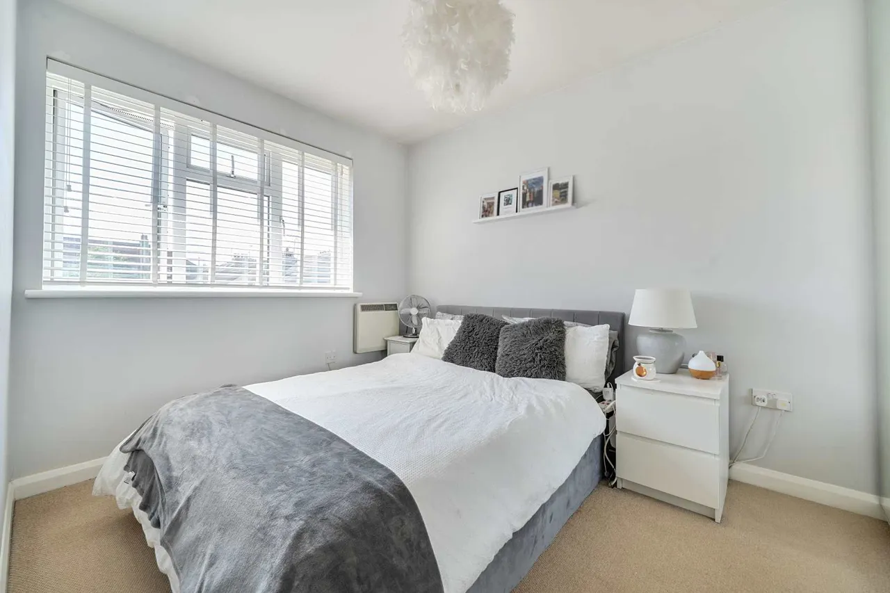 Randall Road, Chatham, Kent, ME4 6JW, photo 6