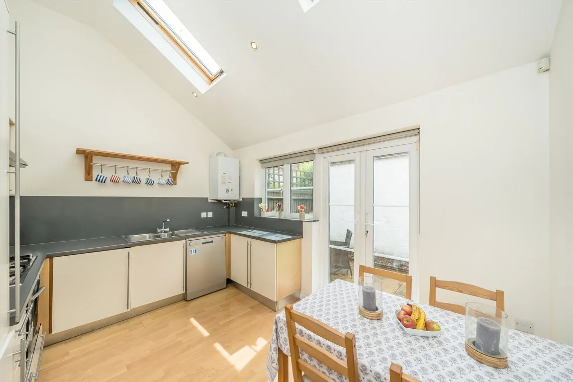 Old Dairy Mews, SW12, photo 4