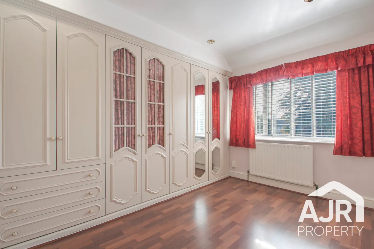East Rochester Way, Sidcup, DA15, photo 7