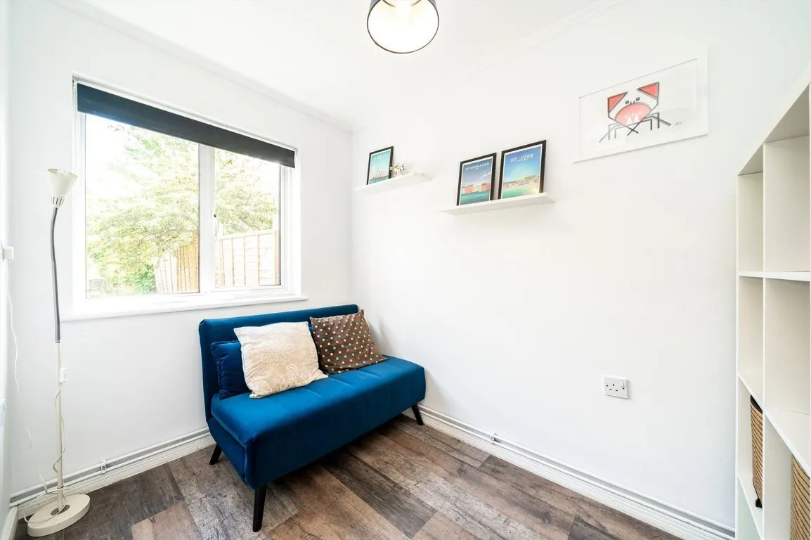 Blyth Close, TW1, photo 6