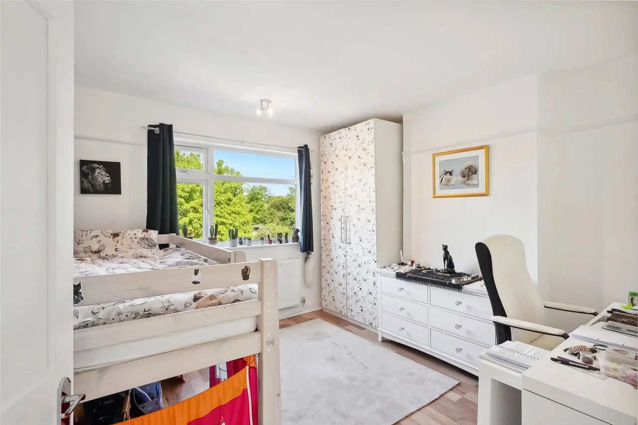 Sixth Cross Road, Twickenham, TW2 5PD, photo 7