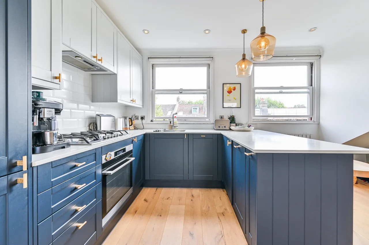 86C Drayton Park, London, photo 6