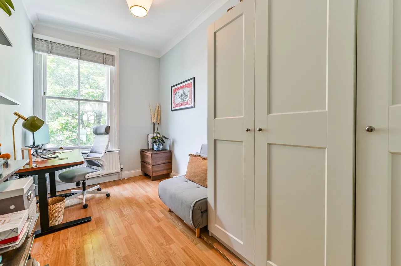 86C Drayton Park, London, photo 5
