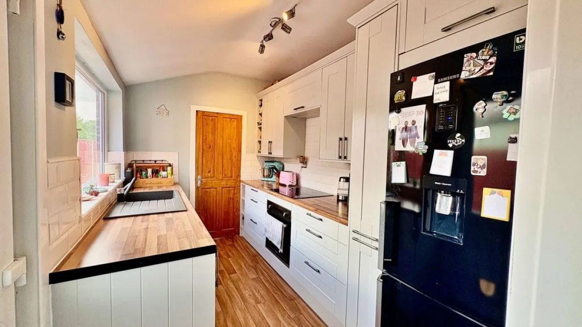 Grantham Road, Bracebridge Heath, photo 6