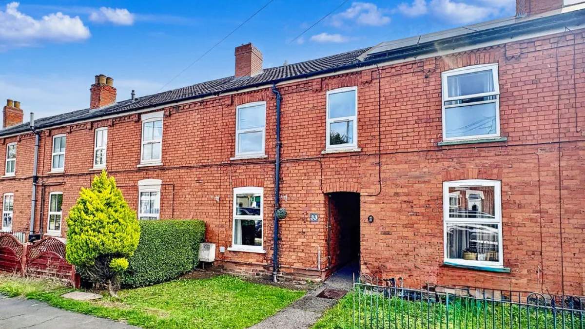 3 bed house for sale, Grantham Road, Bracebridge Heath