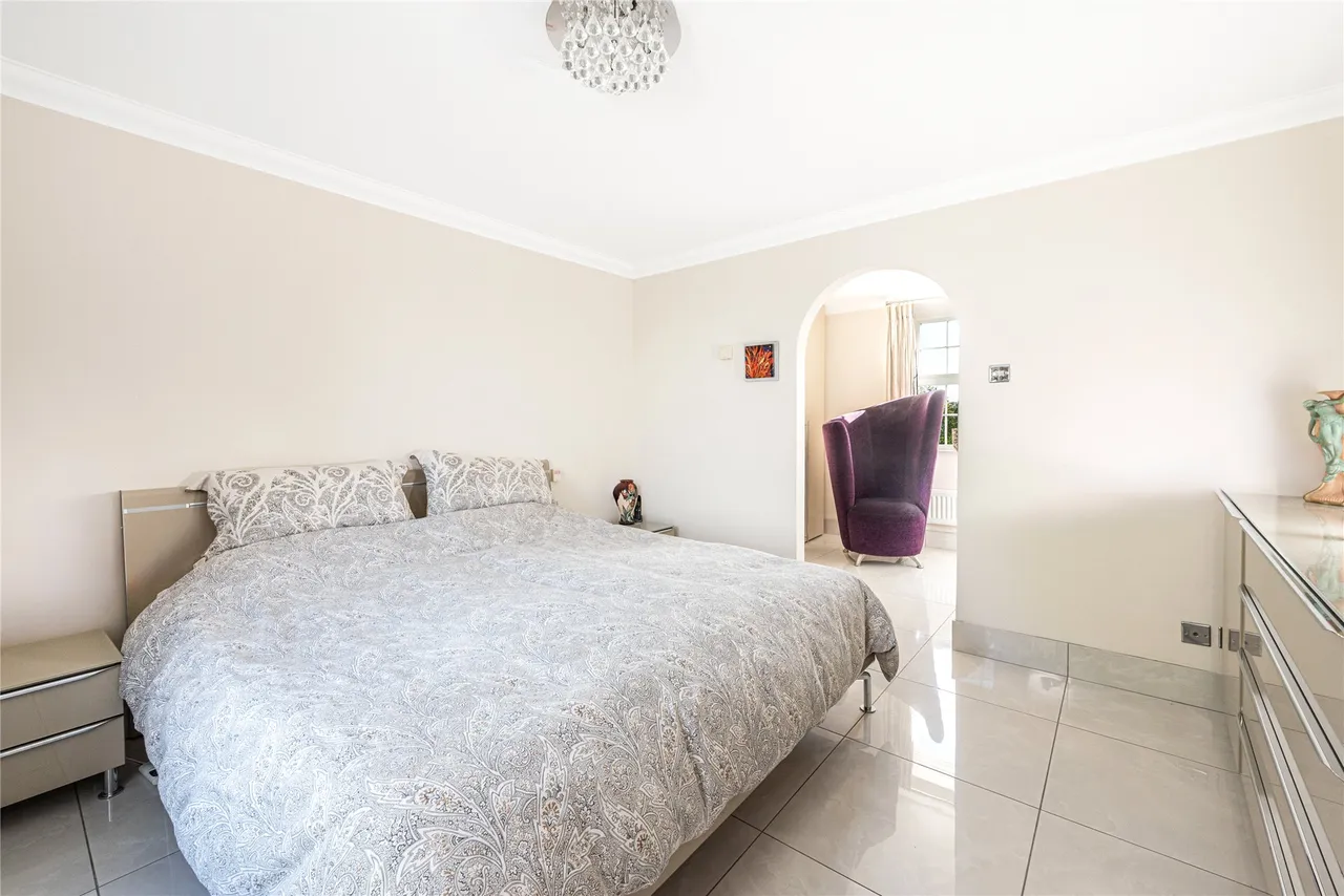 Monellan Crescent, Caldecotte, MK7, photo 5