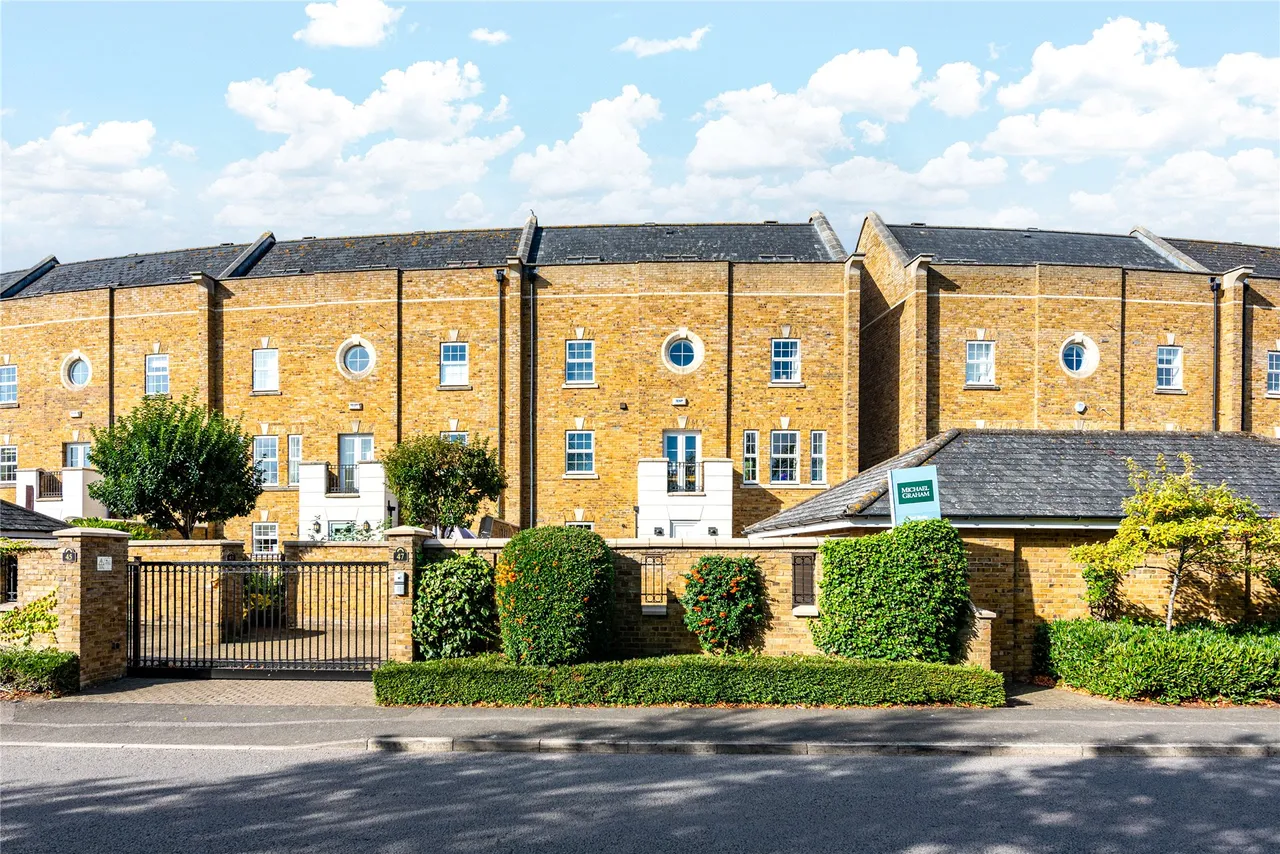 Monellan Crescent, Caldecotte, MK7, photo 23