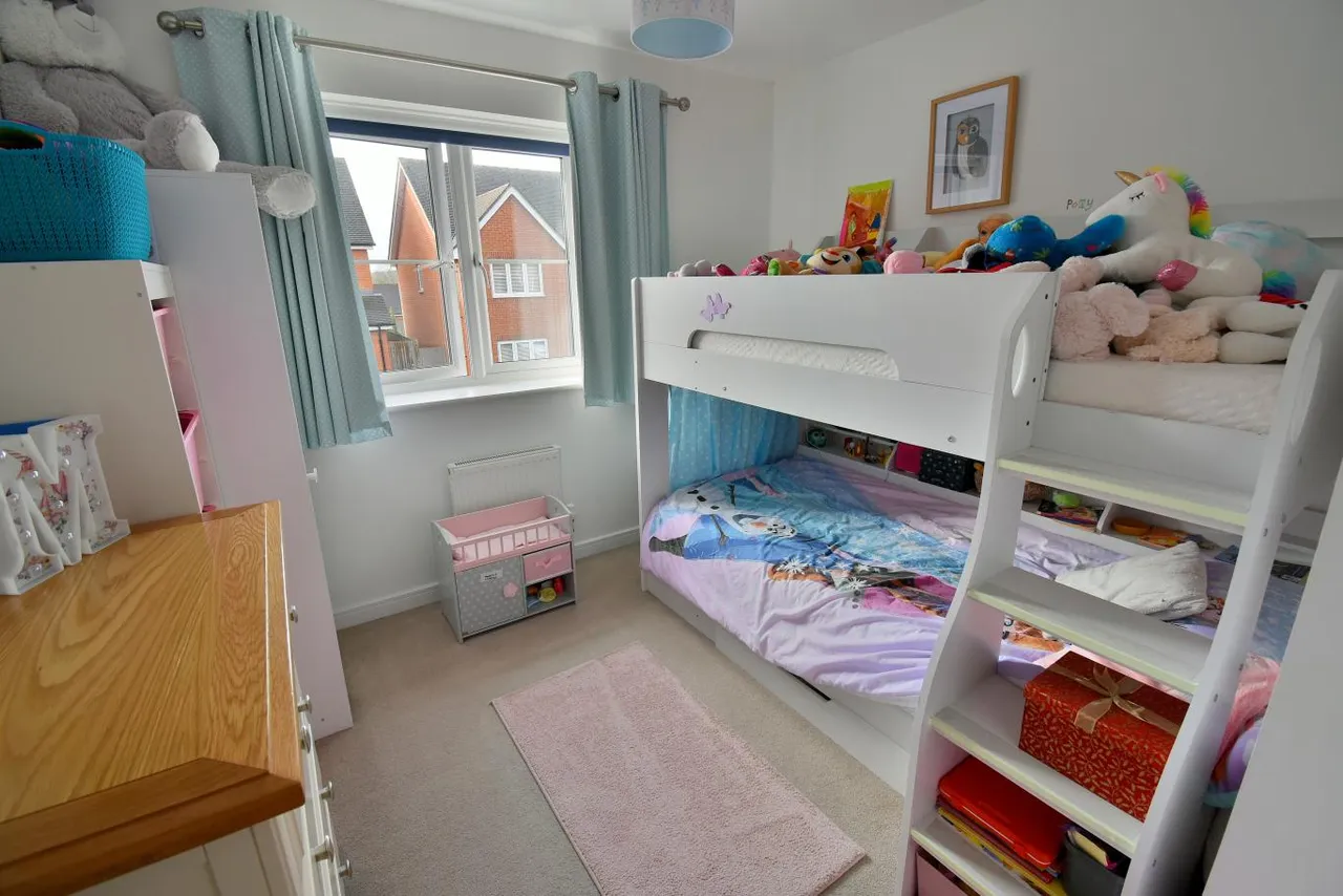 Horseshoe Crescent, BH22, photo 11
