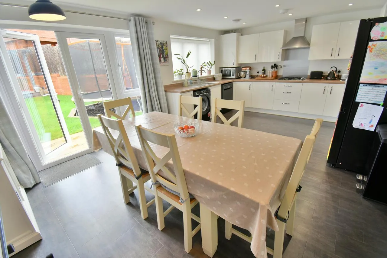 Horseshoe Crescent, BH22, photo 4