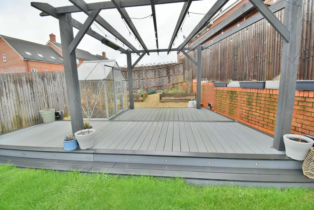 Horseshoe Crescent, BH22, photo 17