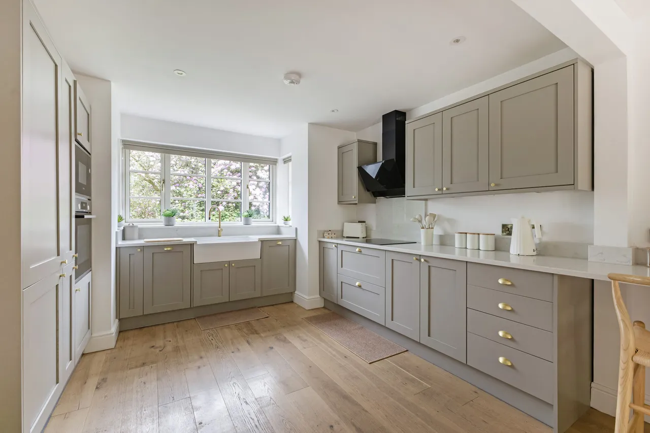 Henley, Haslemere, GU27, photo 10