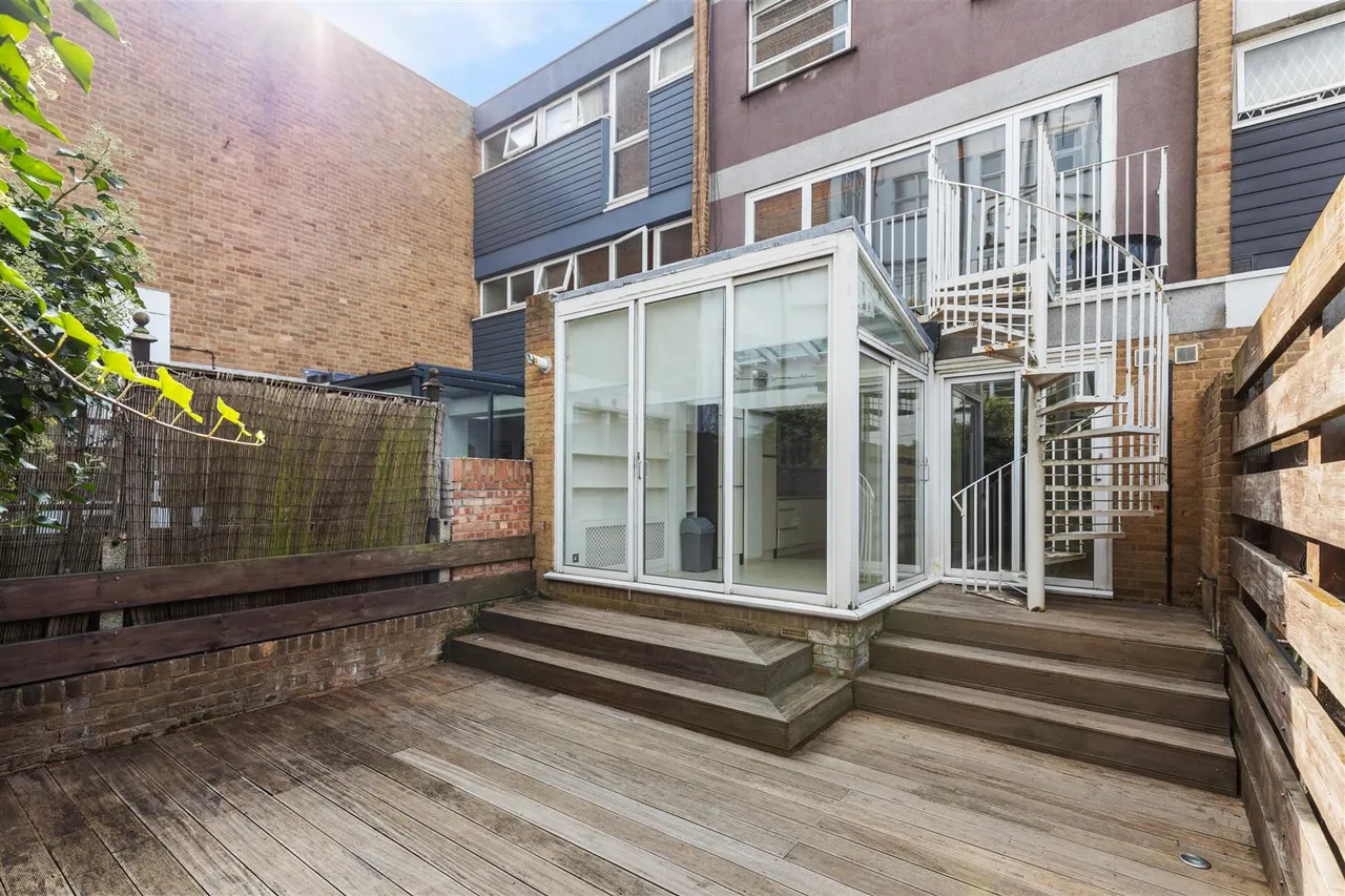 Crossfield Road, Belsize Park, London, NW3 4NT, photo 4