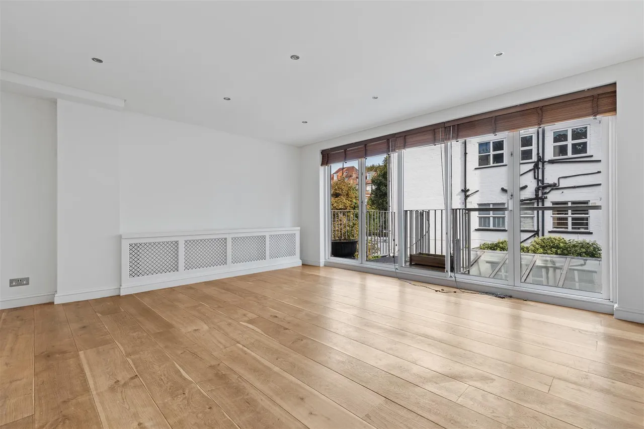 Crossfield Road, Belsize Park, London, NW3 4NT, photo 3