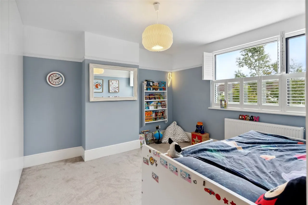 Ormond Drive, Hampton, TW12 2TP, photo 16