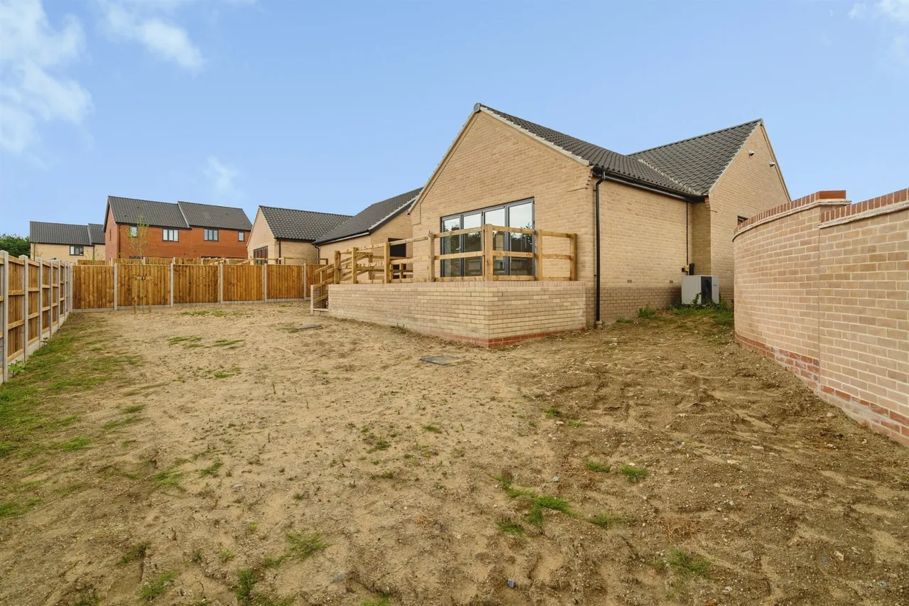 Jubilee Way, Holton, IP19, photo 21