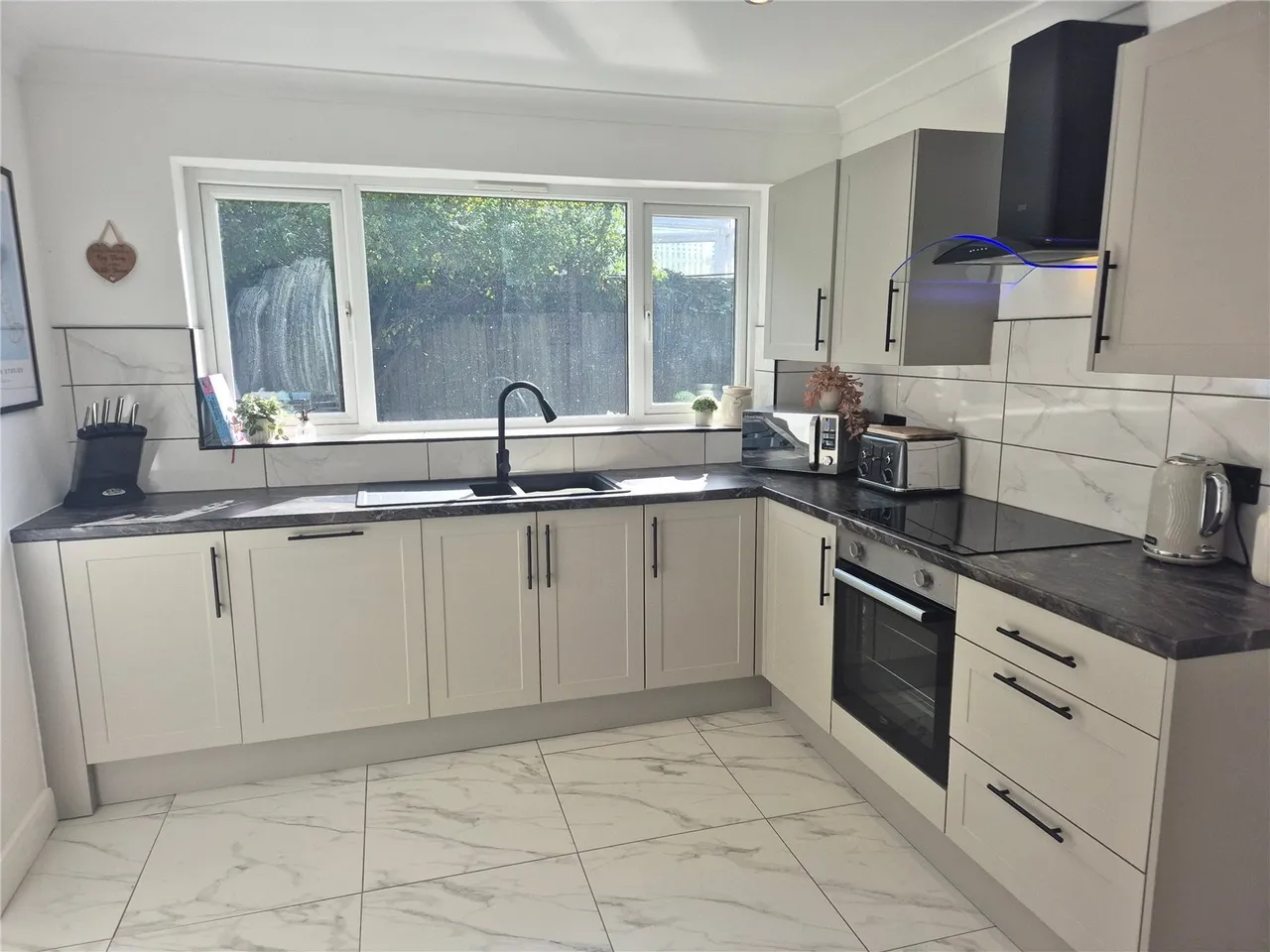 Bretton Road, Ravenshead, NG15, photo 4