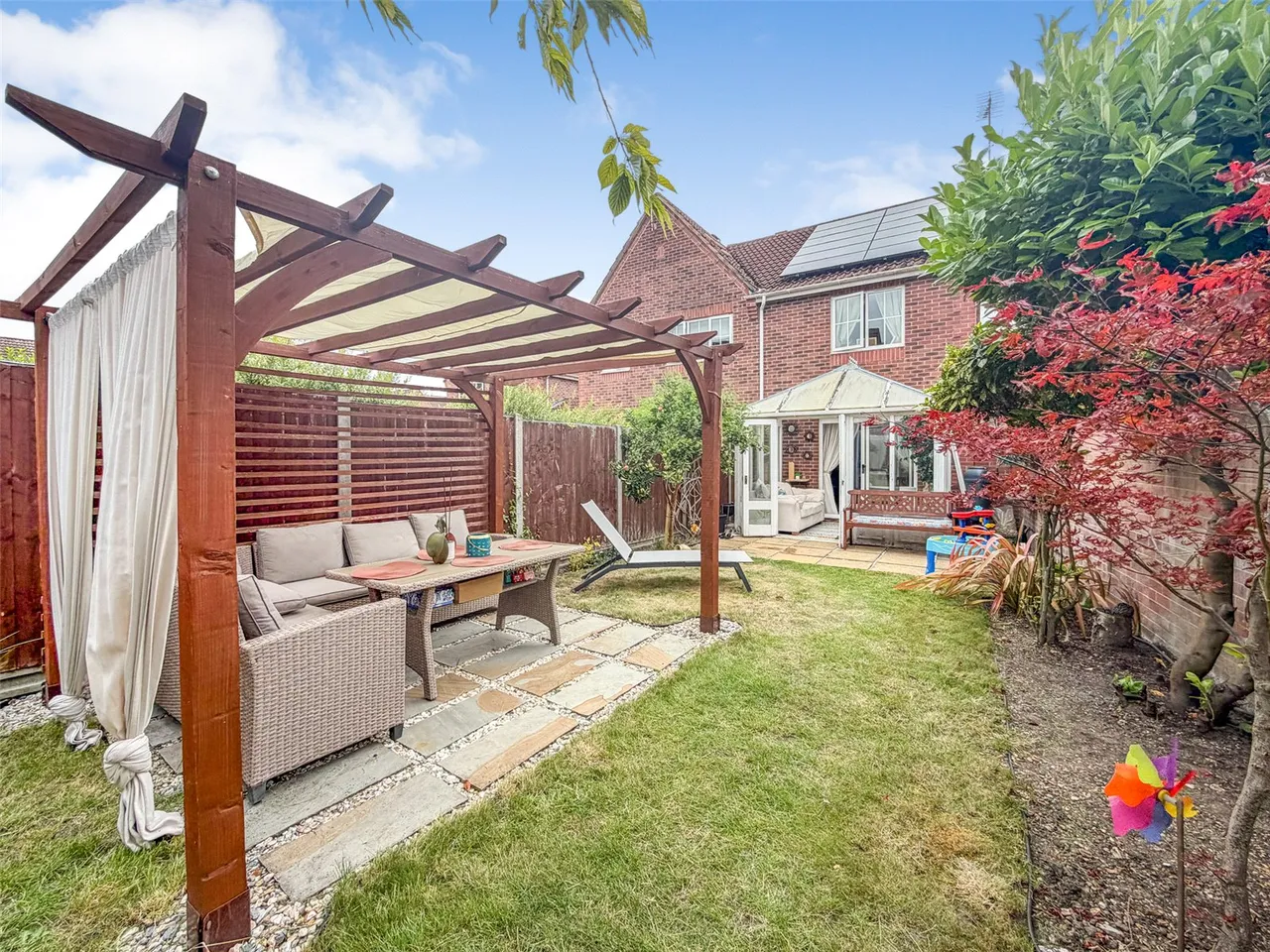 St. Christophers Close, Aldershot, Hampshire, GU12 4XF, photo 9