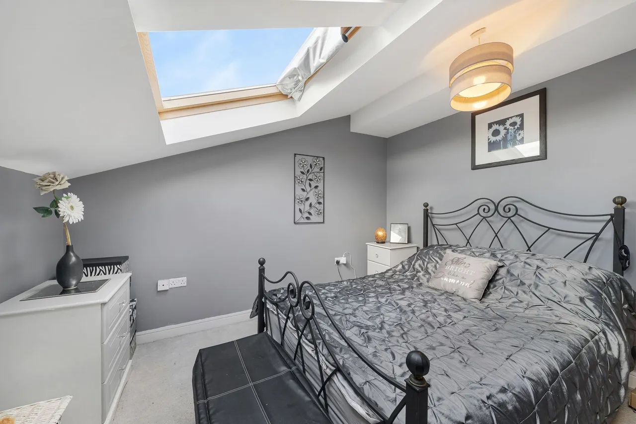 Heald Street, Liverpool, L19 2LY, photo 16