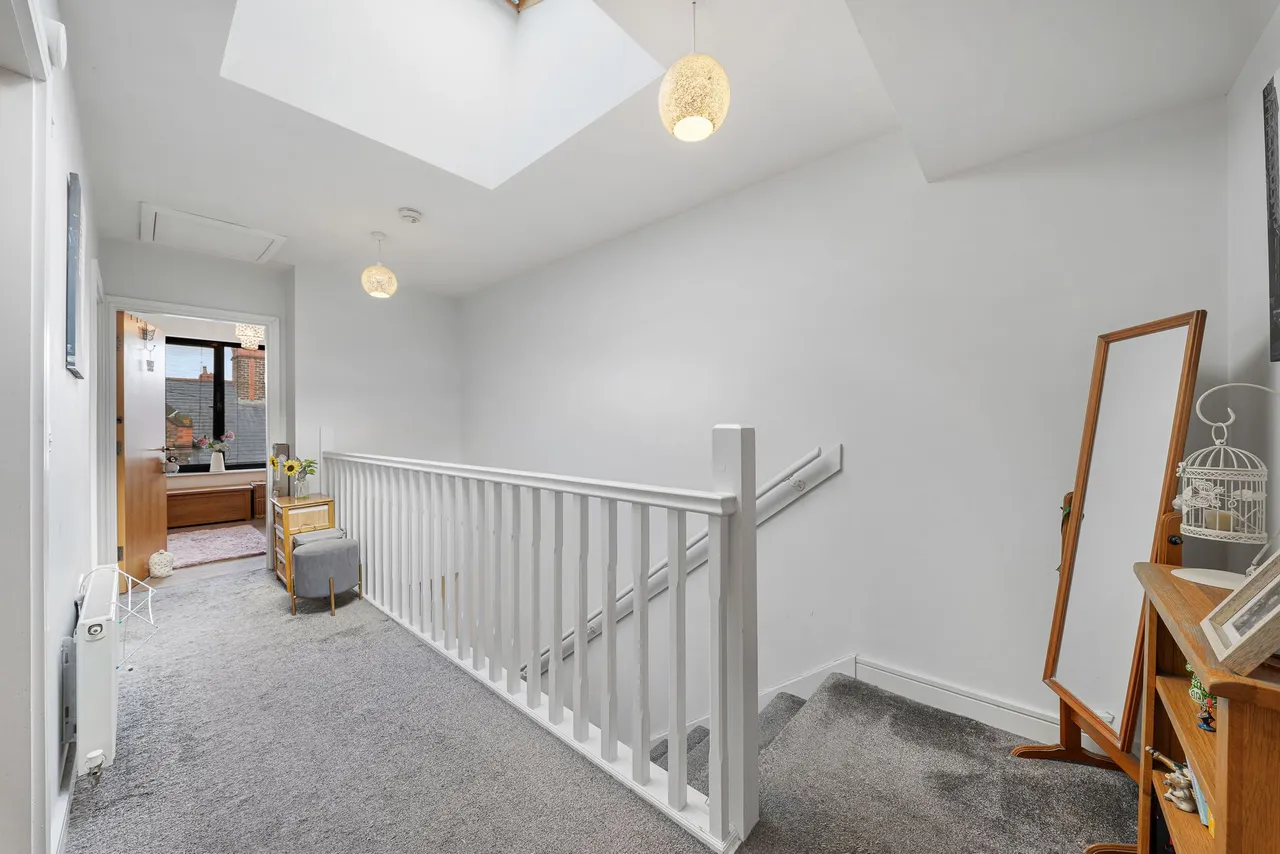 Heald Street, Liverpool, L19 2LY, photo 21