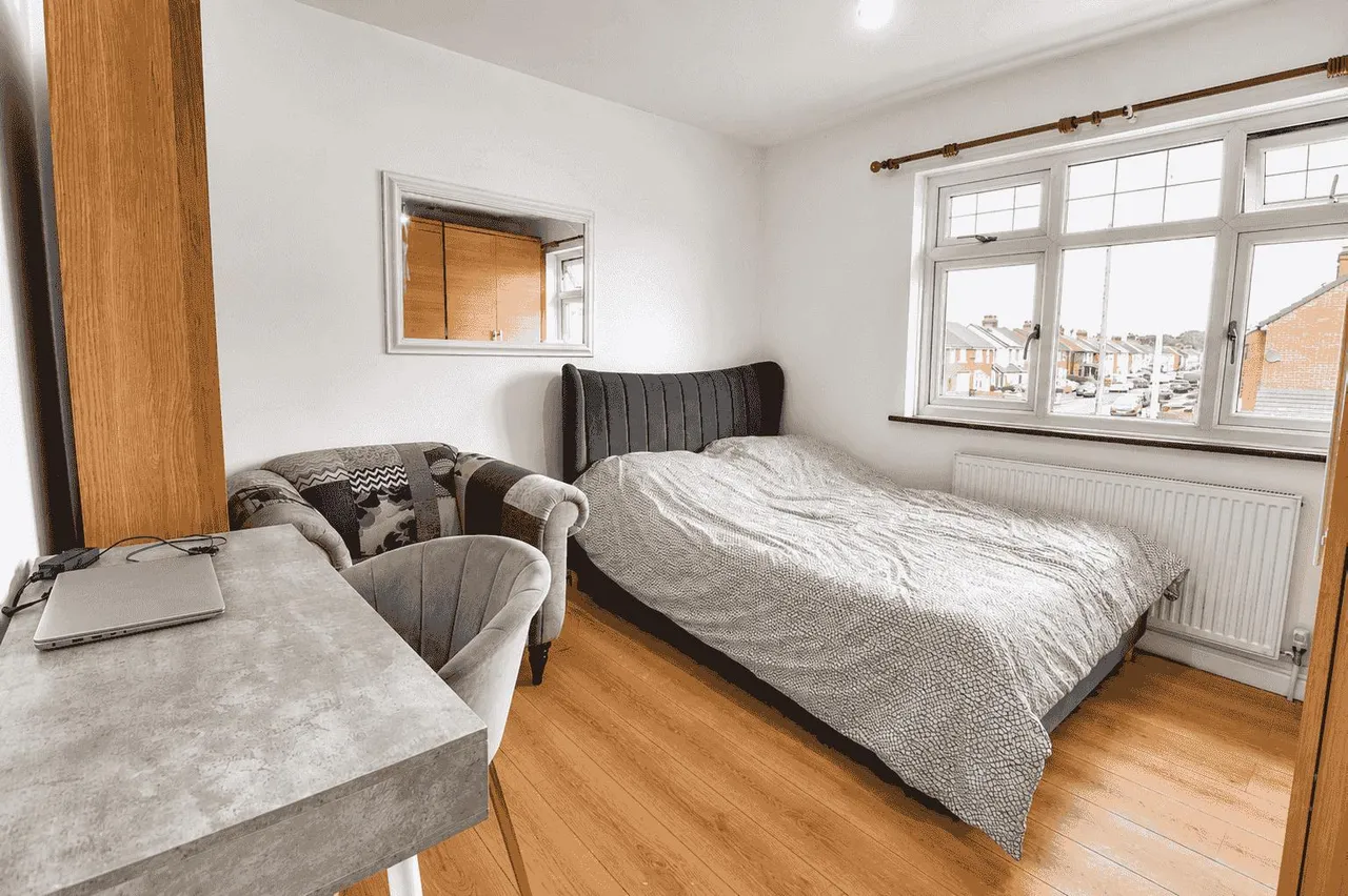 Wyvern Avenue, Leicester, LE4, photo 9