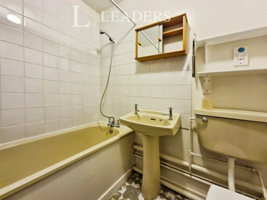 Forton Road, Gosport, PO12, photo 10
