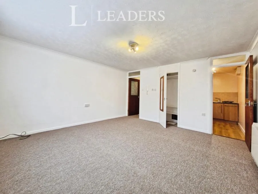 Forton Road, Gosport, PO12, photo 6