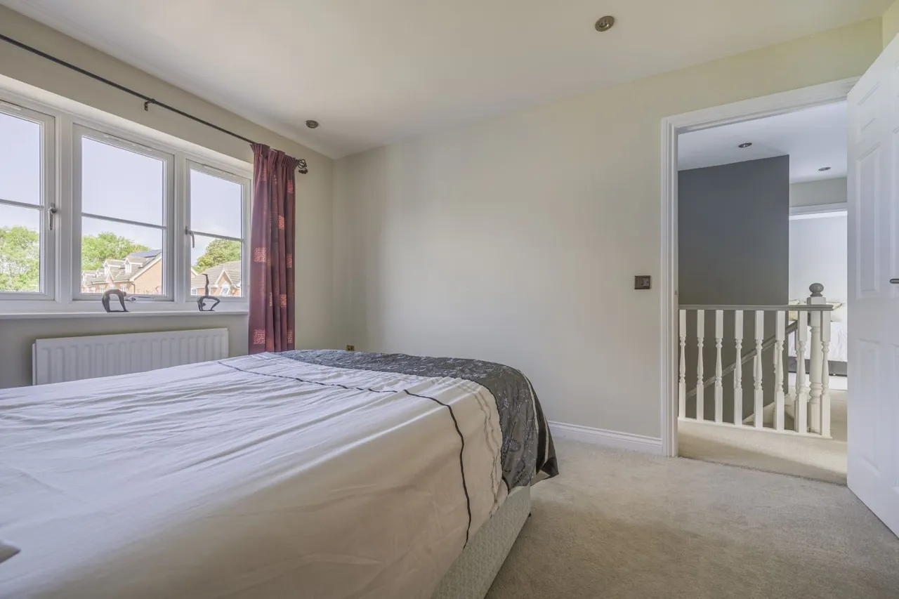 Haywain Close, Swindon, SN25, photo 33