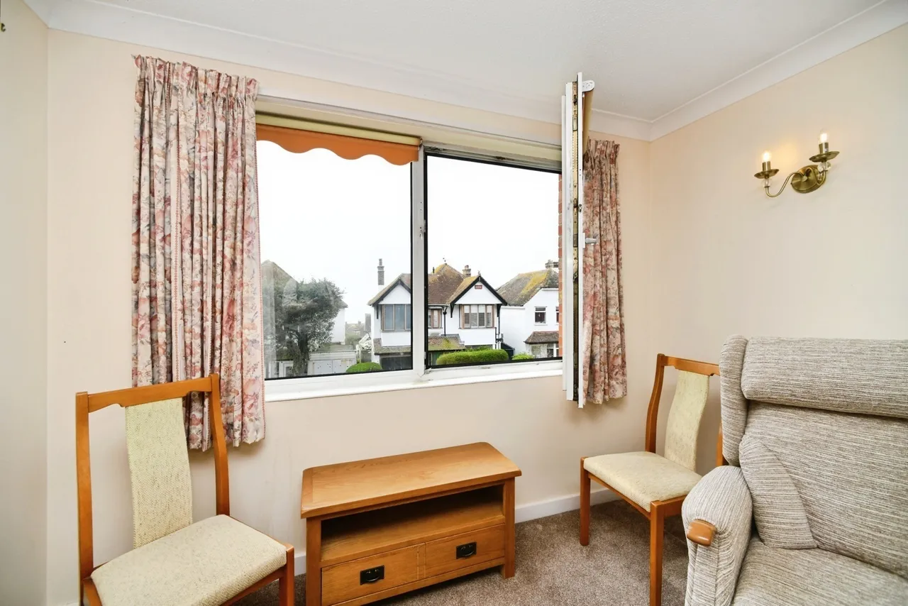 Longridge Avenue, Saltdean, BN2, photo 3