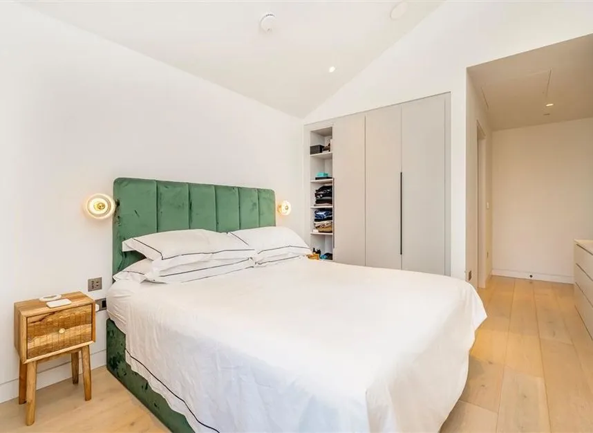 Ganton Street, Fitzrovia & Covent Garden, W1F, photo 4