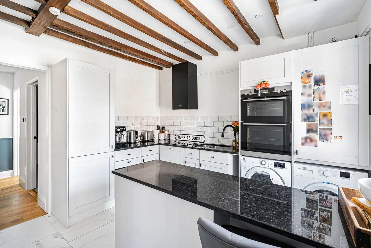 West Street, Farnham, GU9, photo 5